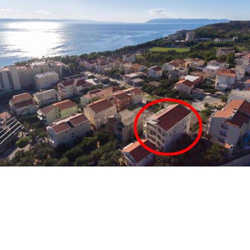 Apartments with a parking space Tucepi, Makarska - 14457