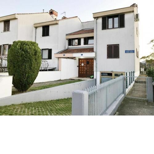Apartments with a parking space Umag - 20422