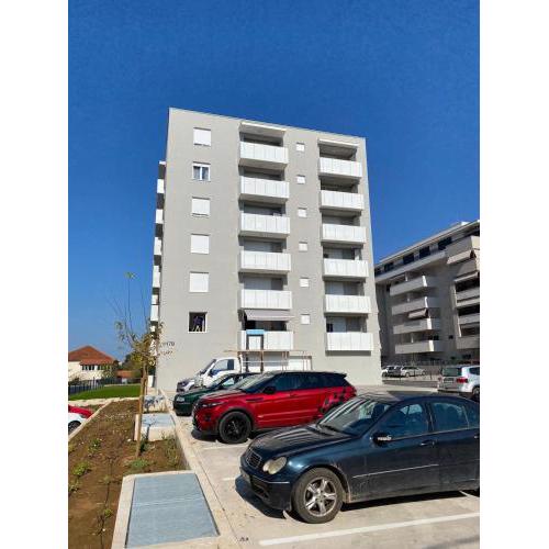 Apartments with a parking space Zadar - 20532