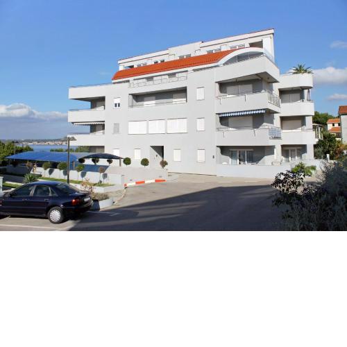 Apartments with a parking space Zadar - 5932