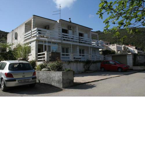 Apartments with a parking space Zrnovska Banja, Korcula - 4426