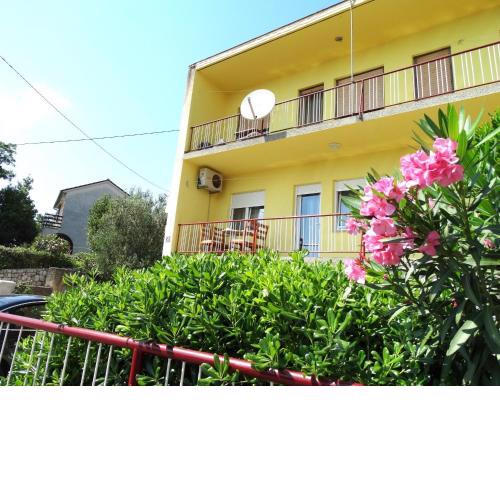Apartments Zrinko