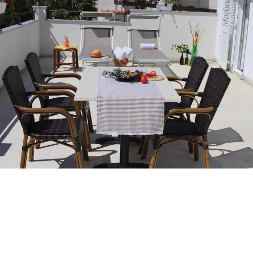 App Sanny with nice terrace