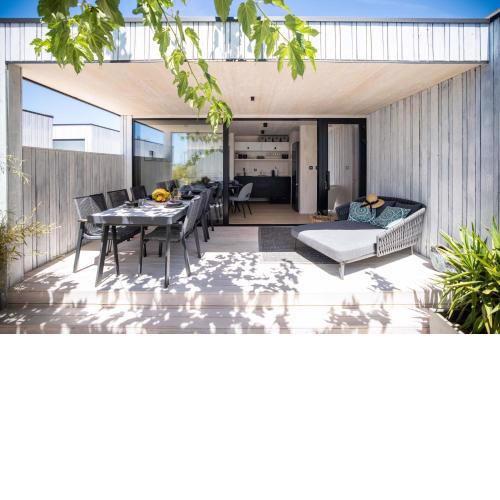 Arcadia Eco-Luxe Mobile Homes with infinity pool by OIKO Collection