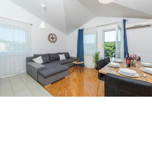 Athena apartment