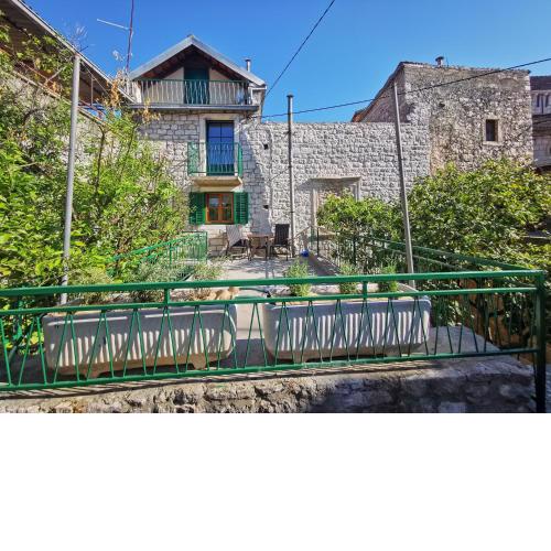 Authentico Deluxe Stari Grad