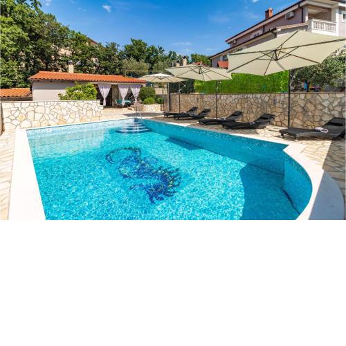 Awesome Apartment In Jadranovo With Wifi