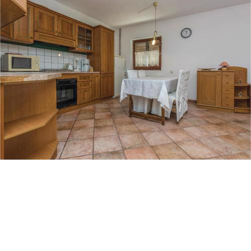 Awesome Apartment In Razanac With Wifi
