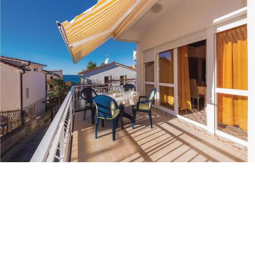 Awesome Apartment In Zaboric With Wifi