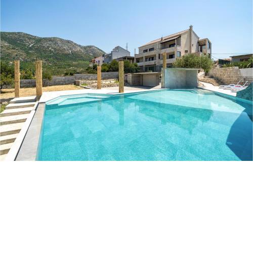 Awesome Home In Cavtat With Wifi