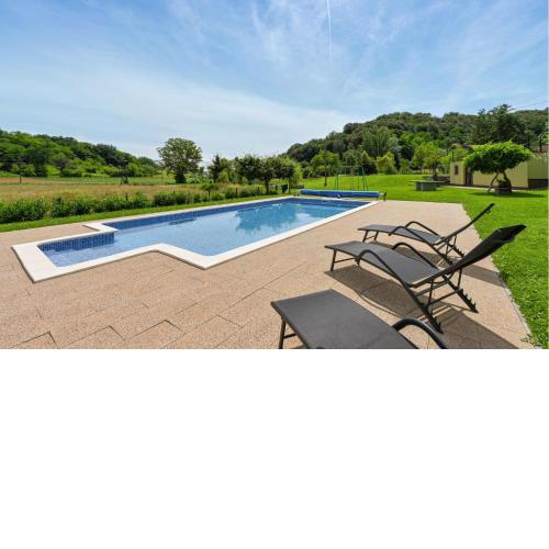 Awesome Home In Donja Pacetina
