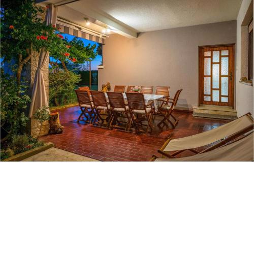 Awesome Home In Krnica