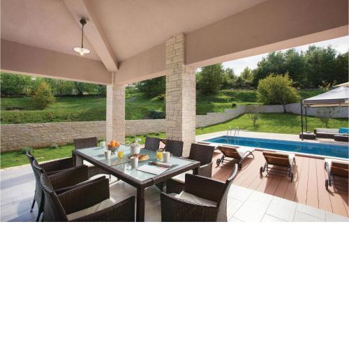 Awesome Home In Krsan With Wifi
