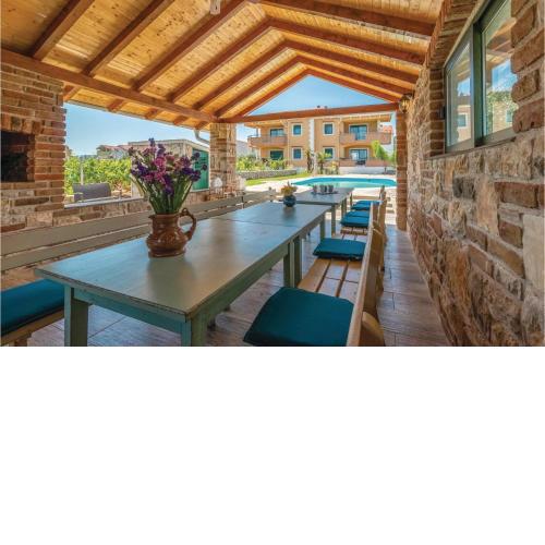 Awesome Home In Pasman With Wifi