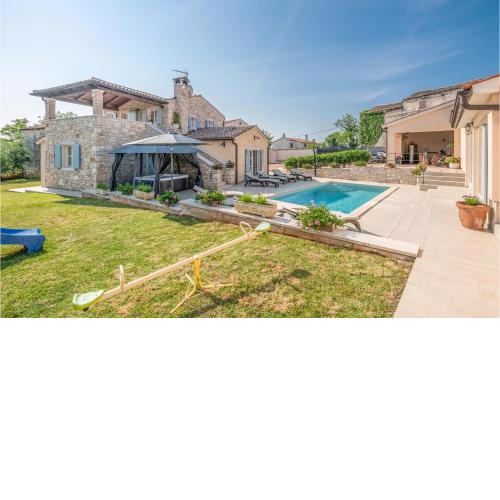 Awesome Home In Pula With Wifi