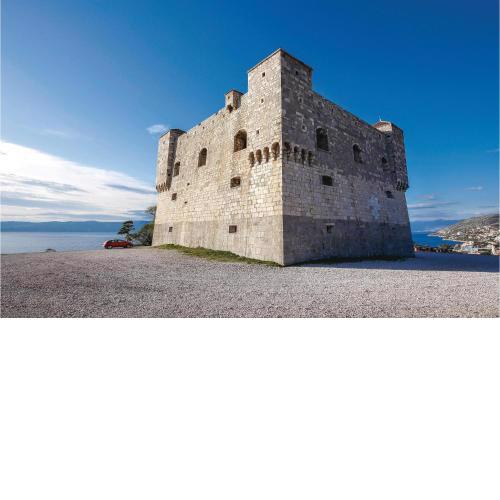 Awesome Home In Senj With 4 Bedrooms