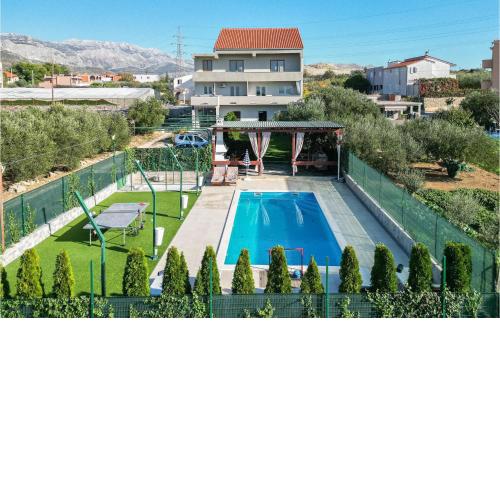 Awesome Home In Split With Wifi