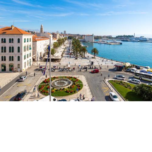Bajamonti apartment with amazing Split city view