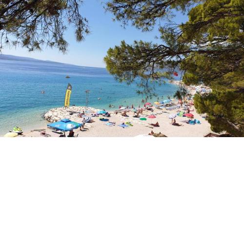 Baska Voda Borna