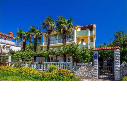 Beautiful Apartment In Crikvenica With Wifi