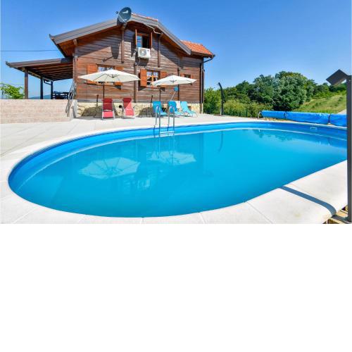 Beautiful Home In Jarek Habekov With Sauna, Wifi And Outdoor Swimming Pool