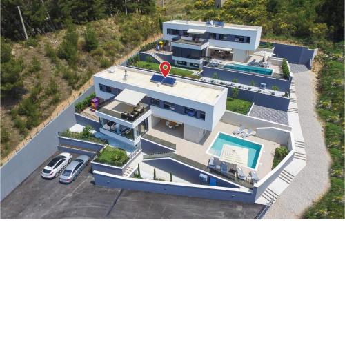 Beautiful Home In Omis With Sauna