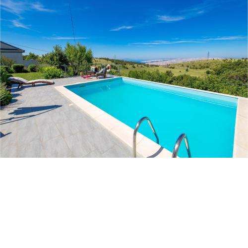 Beautiful Home In Senj With House Sea View
