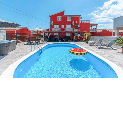 Beautiful Home In Turanj