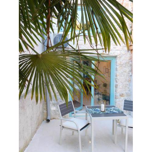 bezauberndes Steinhaus mit Garten in der Altstadt von Rovinj