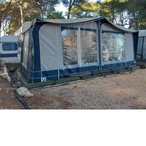 Caravan near the sea 6