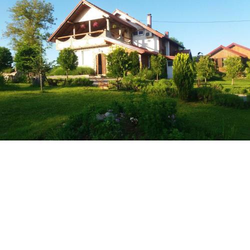 Charming Apartment in Rakovica with Mountain View 55 m²