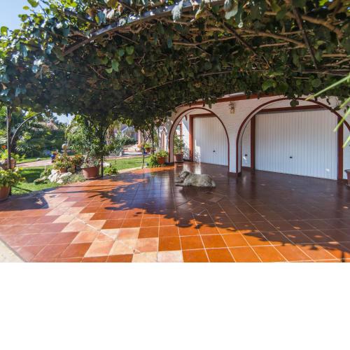 Comfortable Villa in Porec with Private Swimming Pool