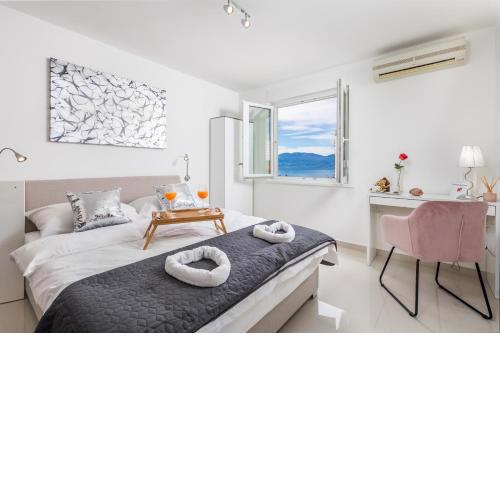 Consensus apartment