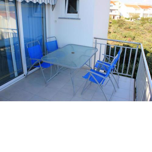 Cosy Apartment in Zecevo Rogoznicko with Parking