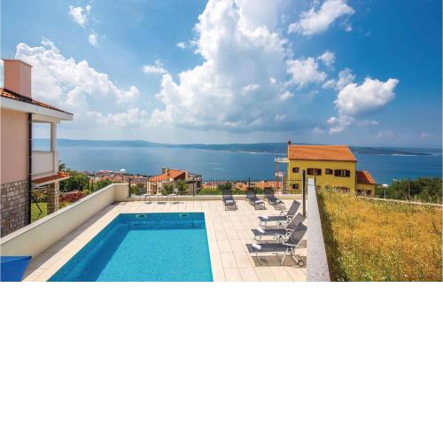 Cozy Apartment In Crikvenica With House Sea View