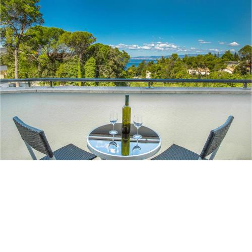 Cozy Apartment In Malinska With Wifi