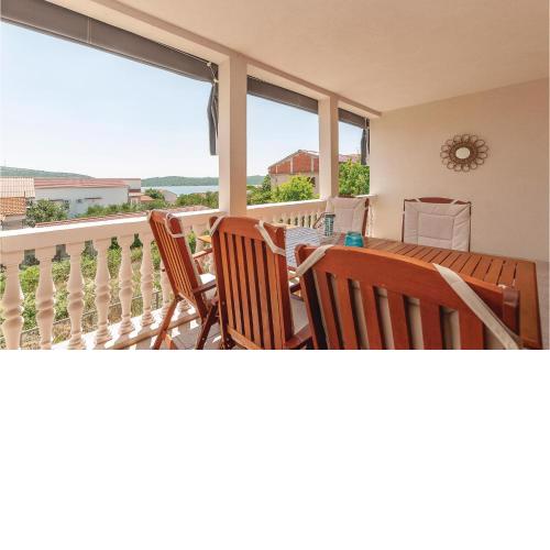Cozy Apartment In Pirovac With House Sea View
