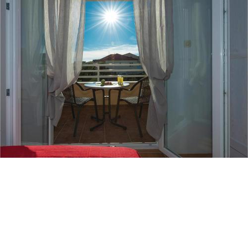 Cozy Apartment In Vodice With House Sea View