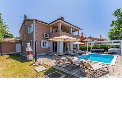 Cozy Home In Pula With Wifi
