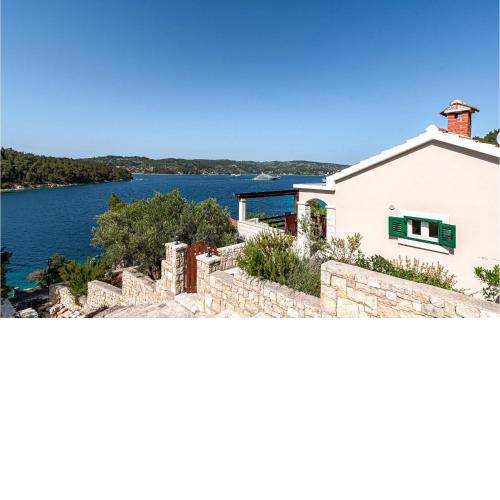 Cozy Home In Vela Luka With Wifi