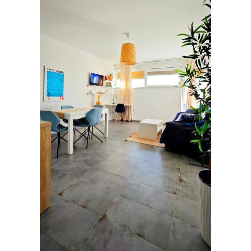 Cozy Old Town Apartment