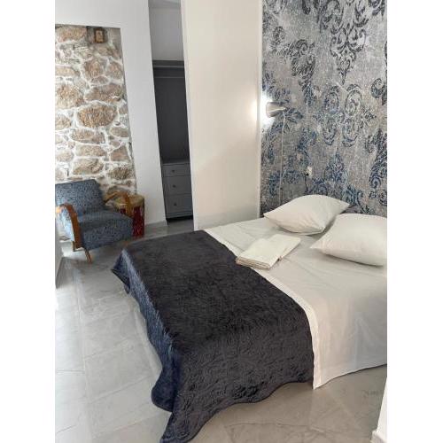 Cres Studio C