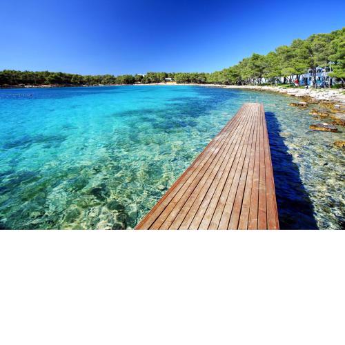Crvena Luka Resort