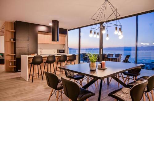 Deluxe Penthouse Rova with private jacuzzi and sea view