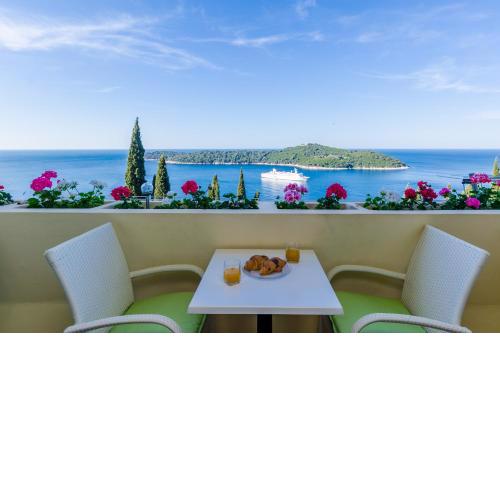 Deluxe Sunset Room, view of the Old Town