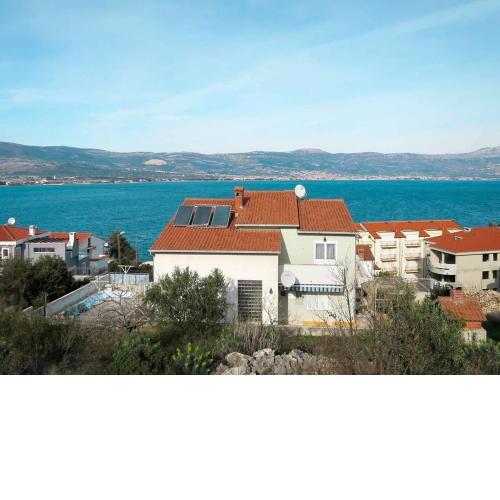 Family friendly apartments with a swimming pool Arbanija, Ciovo - 16478