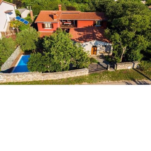 Family friendly apartments with a swimming pool Krnica, Marcana - 7357