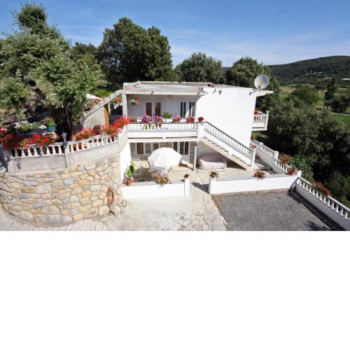 Family friendly apartments with a swimming pool Mundanije, Rab - 5075