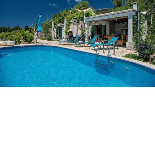 Family friendly house with a swimming pool Bol, Brac - 12228