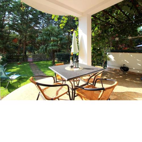 Ferienwohnung in Poreč mit Eigenem Garten
